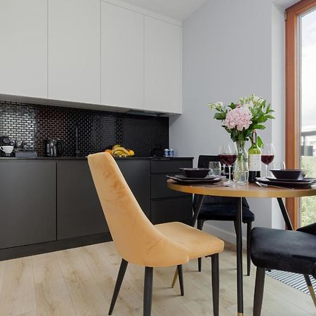 Studio Centrum Pawia 51 Apartments By Renters Prestige ワルシャワ エクステリア 写真