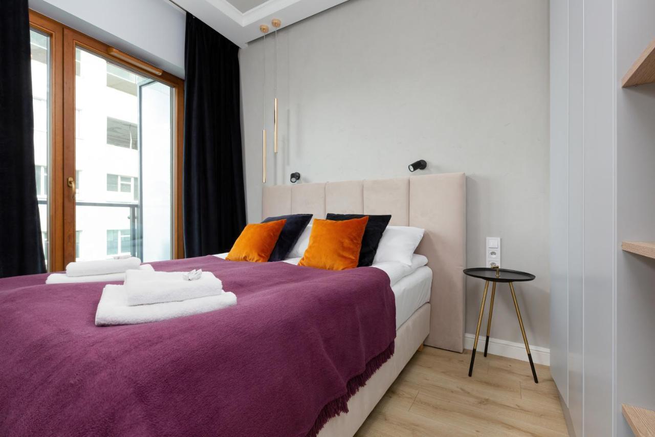 Studio Centrum Pawia 51 Apartments By Renters Prestige ワルシャワ エクステリア 写真